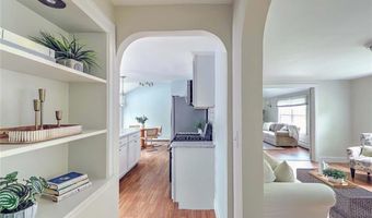 278 Sowams Rd, Barrington, RI 02806