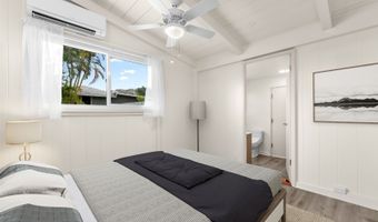 1341 Akaiki St, Kailua, HI 96734