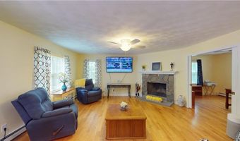 6 Forest Hill Dr, North Smithfield, RI 02896