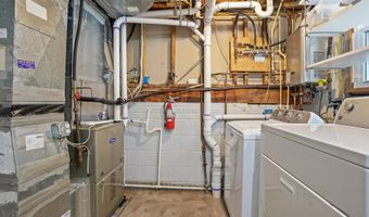8524 DOTER Dr, Alexandria, VA 22308