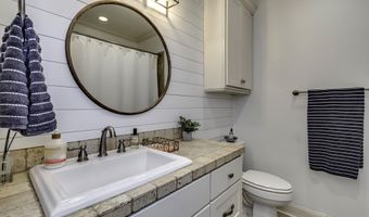 216 Emerald Cir, Brandon, MS 39047