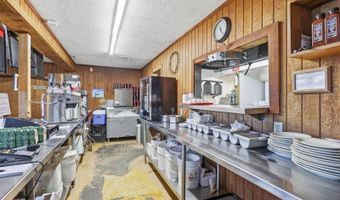 2447 Military Ave, Baxter Springs, KS 66713