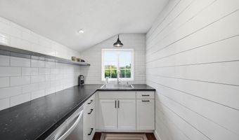 800 Bradish St, Adrian, MI 49221