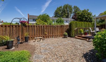 4808 SW WEMBLEY Pl, Beaverton, OR 97005