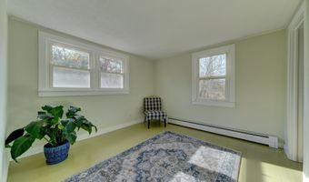 6 Schwartz Rd, Bozrah, CT 06334