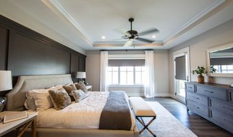 3899 Chapel Hill Ct, Bargersville, IN 46106