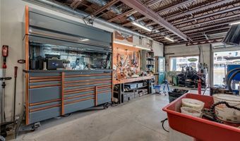 16 Bethune St, Alexandria Bay, NY 13607