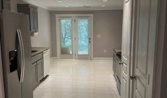 490 Barnett Shoals Rd 301, Athens, GA 30605