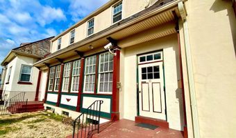 8 COMMONWEALTH Ave, Claymont, DE 19703