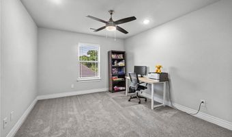1010 Huntleigh Dr, Bentonville, AR 72713