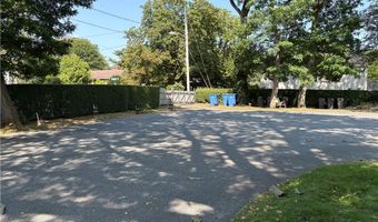 438 Wolcott Ave 2, Middletown, RI 02842