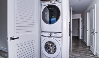 140 AVENUE B 302, Bayonne, NJ 07002