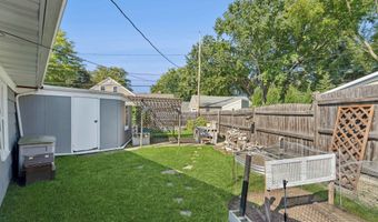 1625 S CARPENTER St, Appleton, WI 54915