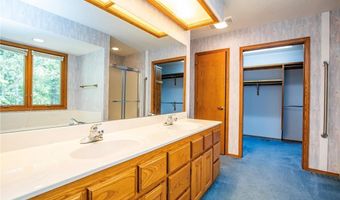 16 Stucky Ln, Bella Vista, AR 72715