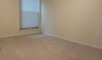 8316 TOBIN Rd 13, Annandale, VA 22003