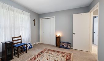 111 Hurstland Dr, Bardstown, KY 40004