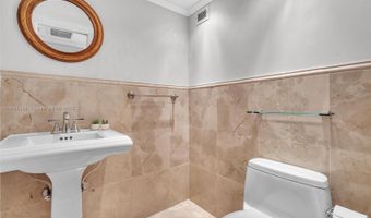 2750 NE 183rd St 1801, Aventura, FL 33160