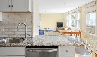 20 Lincoln St, Jamestown, RI 02835