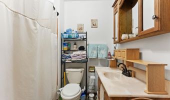 1422 MCCLOUD Rd, Aledo, IL 61231