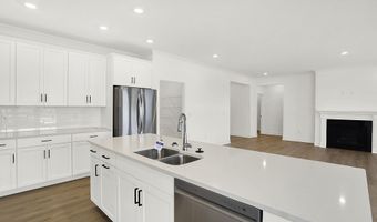 5062 Foxley Park Ln, Avon, IN 46123