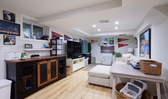 4826 BUTTERWORTH Pl NW, Washington, DC 20016