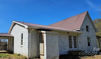 11068 N 226 Hwy, Bakersville, NC 28705