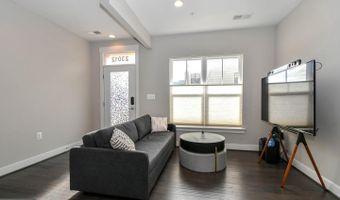 23012 LAVALLETTE Sq, Brambleton, VA 20148