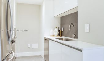 10275 Collins Ave 320, Bal Harbour, FL 33154