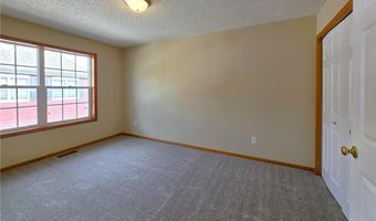 15358 Founders Ln 102, Apple Valley, MN 55124
