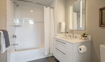 310 STRAND St 304, Alexandria, VA 22314
