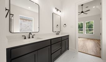 704 Blackbird Dr, Aledo, TX 76008