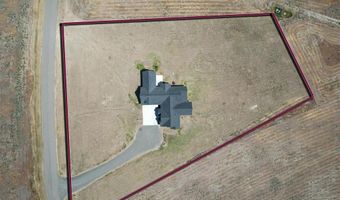 32 Big Creek Dr, Cody, WY 82414