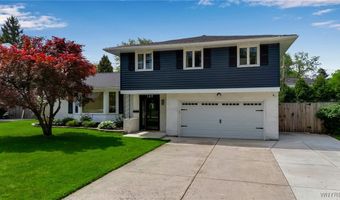 169 Chestnut Hill Ln S, Amherst, NY 14221