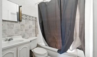 605 W Main St, Anamosa, IA 52205
