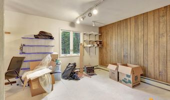 6300 Trappers Trail Rd, Anchorage, AK 99516