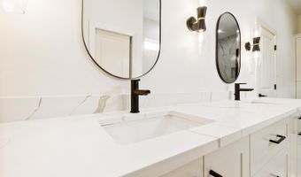 7044 Star Dust Ln, Alexander, AR 72002