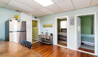 93 Whipple Ave, Cranston, RI 02920
