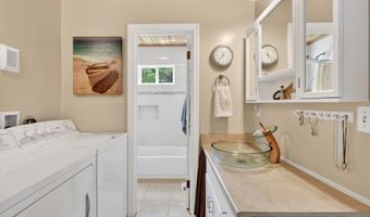 9690 9TH St, Bay City, OR 97107
