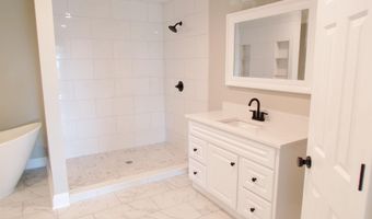 7 CHRISTOPHER Way, Anniston, AL 36207