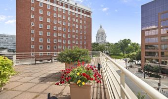 111 N Hamilton St 202, Madison, WI 53703
