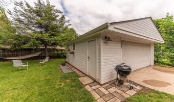 641 Louise Dr, Ann Arbor, MI 48103