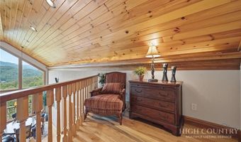 39 Crestview Ln, Banner Elk, NC 28604