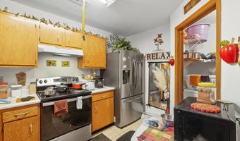 631 Deer Trail Dr, Indianapolis, IN 46217