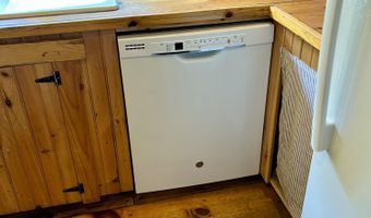 705 Hollin Waite Hill Rd, Anson, ME 04911