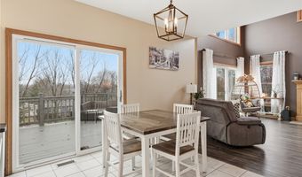 4212 Devonshire Ct, Akron, OH 44321