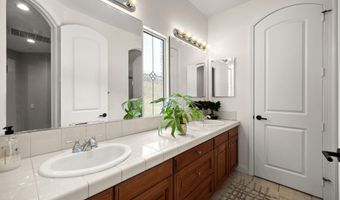 1915 Hazel Nut Ct, Agoura Hills, CA 91301