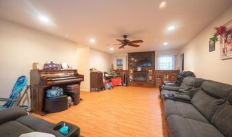 42 Ronald Dr N, Amityville, NY 11701