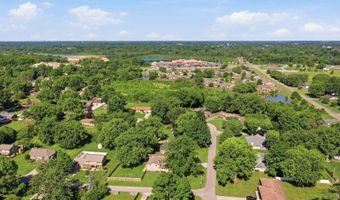 1829 Edward Ln, Anderson, IN 46012