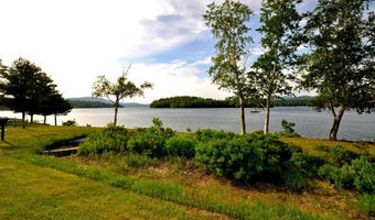 17 Village W Dr 11, Bristol, NH 03222