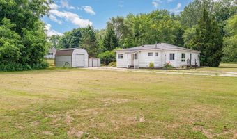 235 Riverside Dr, Alma, MI 48801